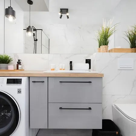 Butterfly With Parking By Renters