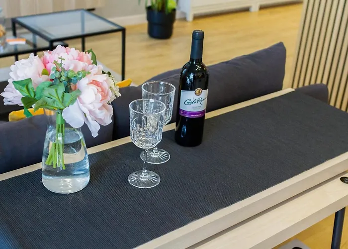 Butterfly With Parking By Renters Appartamento